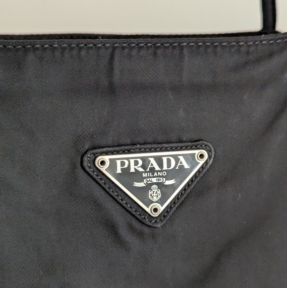 Black Prada nylon shoulder bag tote - Picture 3 of 16